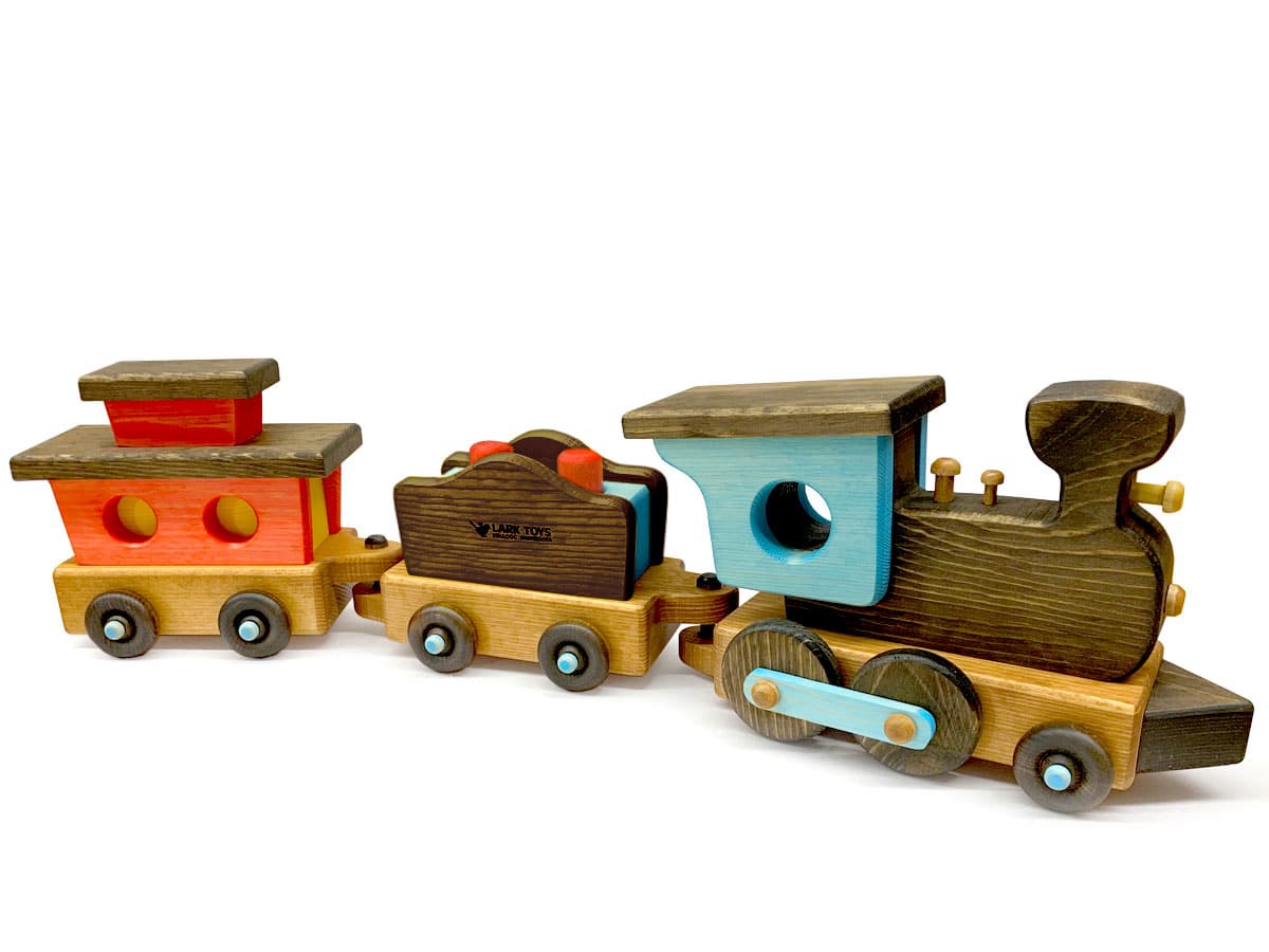 Train 2 - Lark Toys